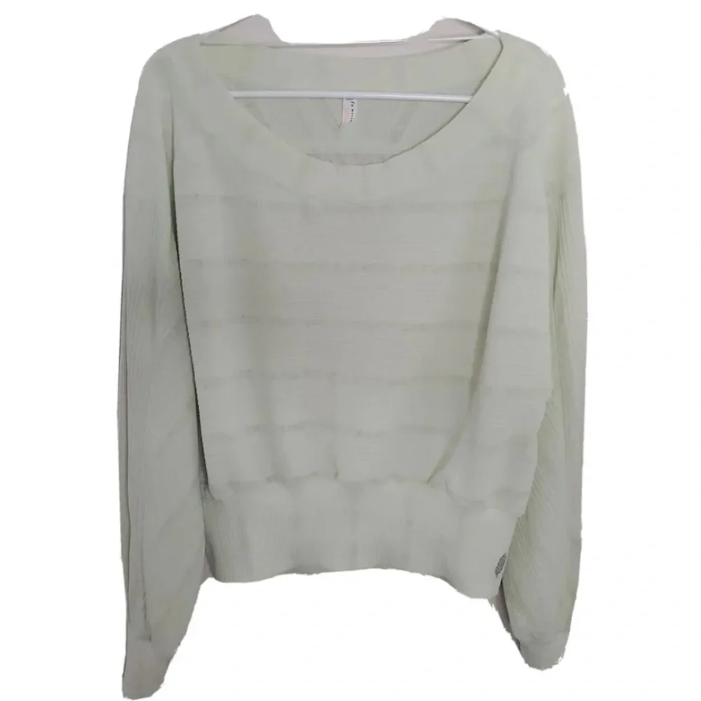 Free People Movement Sage Green Lightweight Top Medium - Picture 1 of 11